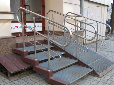 Handrails and Safety Features